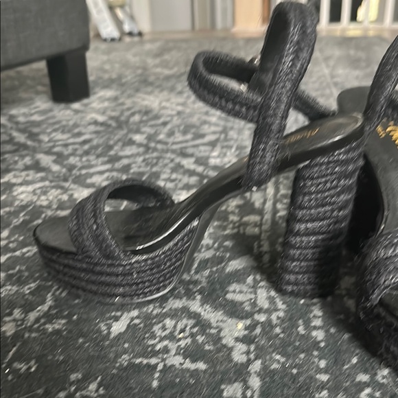 Chase + Chloe Black Platform Sandals with Ankle Straps - Picture 2 of 3